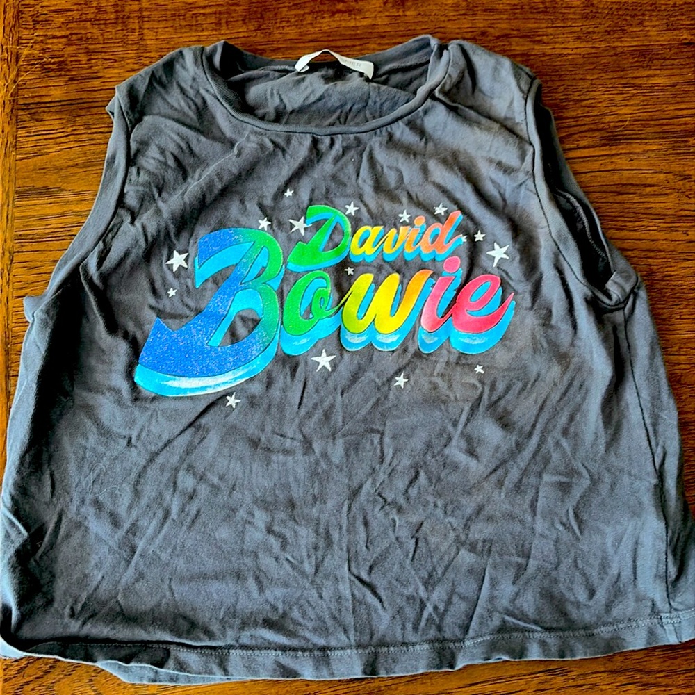DAYDREAMER Women’s small “David Bowie” muscle tee Pls see pics w/flaws-lt areas